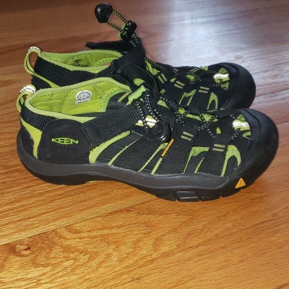 Keen Fisherman Sandals  - Picture 1 of 8